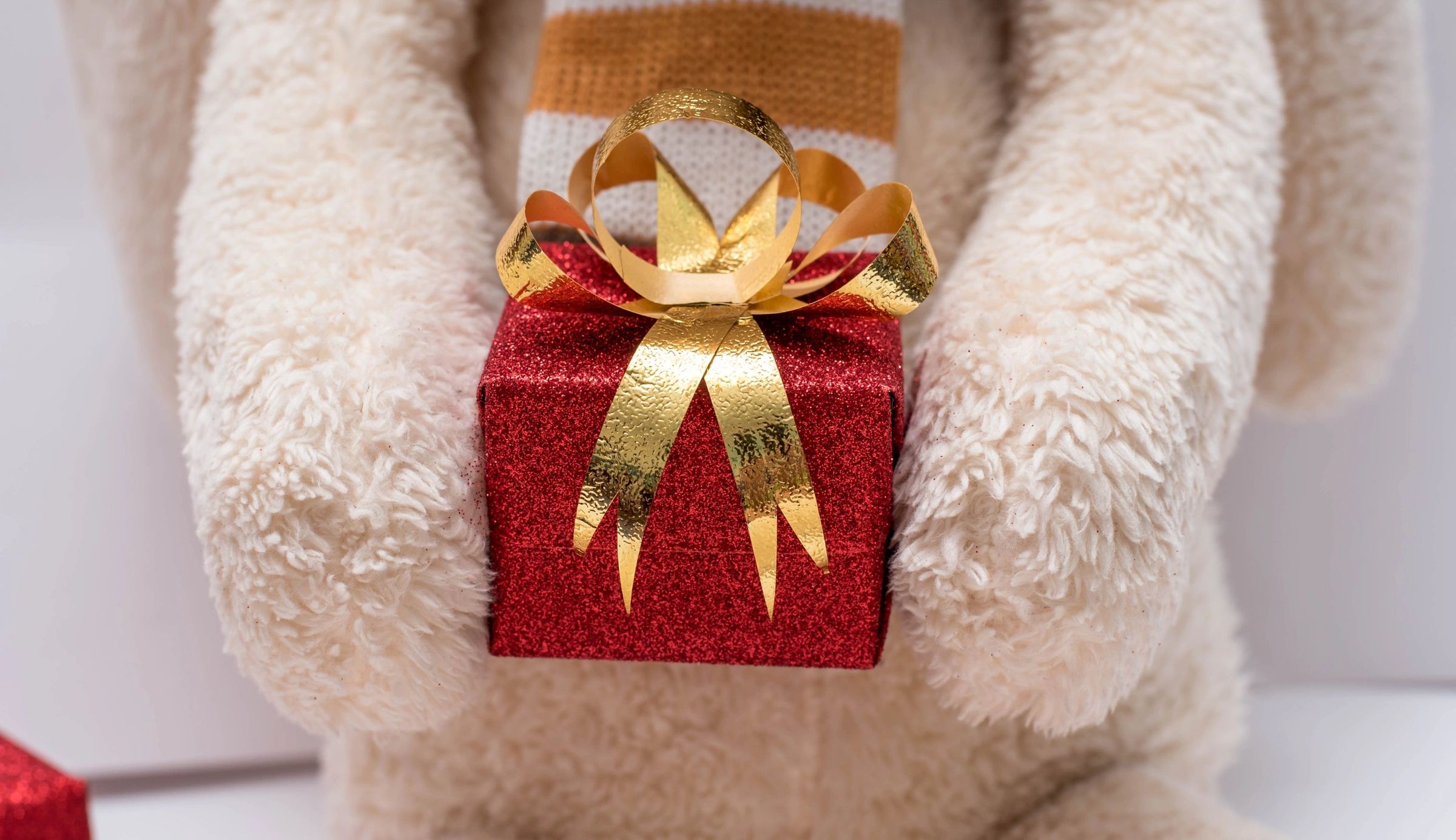 Holiday Hijinks: Gifting A Fake Diploma This Holiday Season
