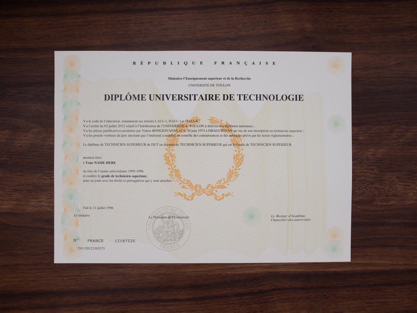Université de Toulon sample